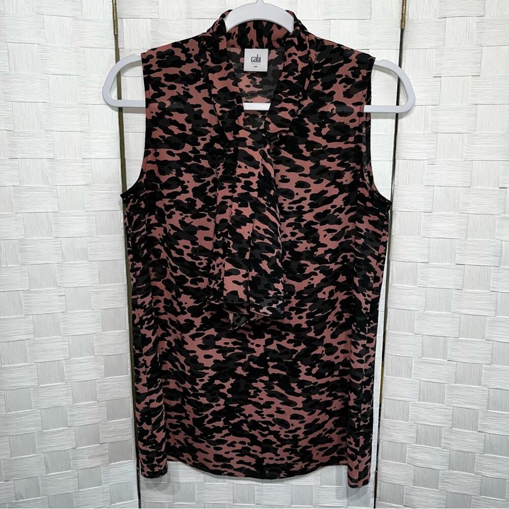 Cabi Womens 9 To 5 Blouse In Animal‎ Print Bow Tie Neck 3075 Size Small - Picture 2 of 10